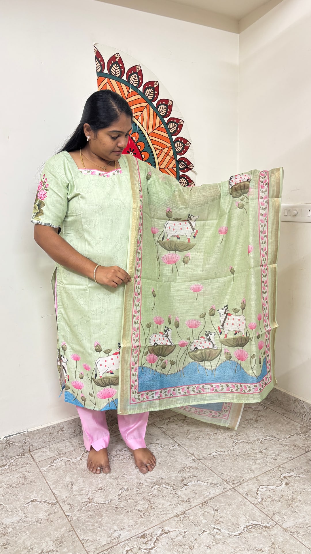 Pista Green Linen Cotton Salwar Set, photograph 5 of 6