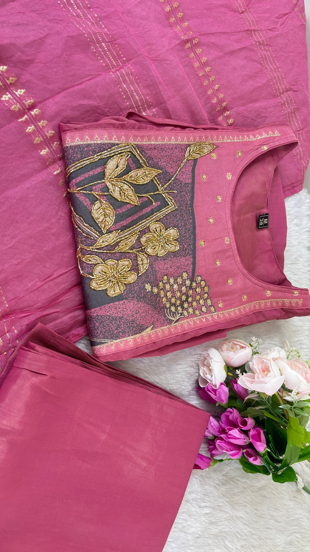 Pink Shimmer Three Piece Set, photograph 4 of 4