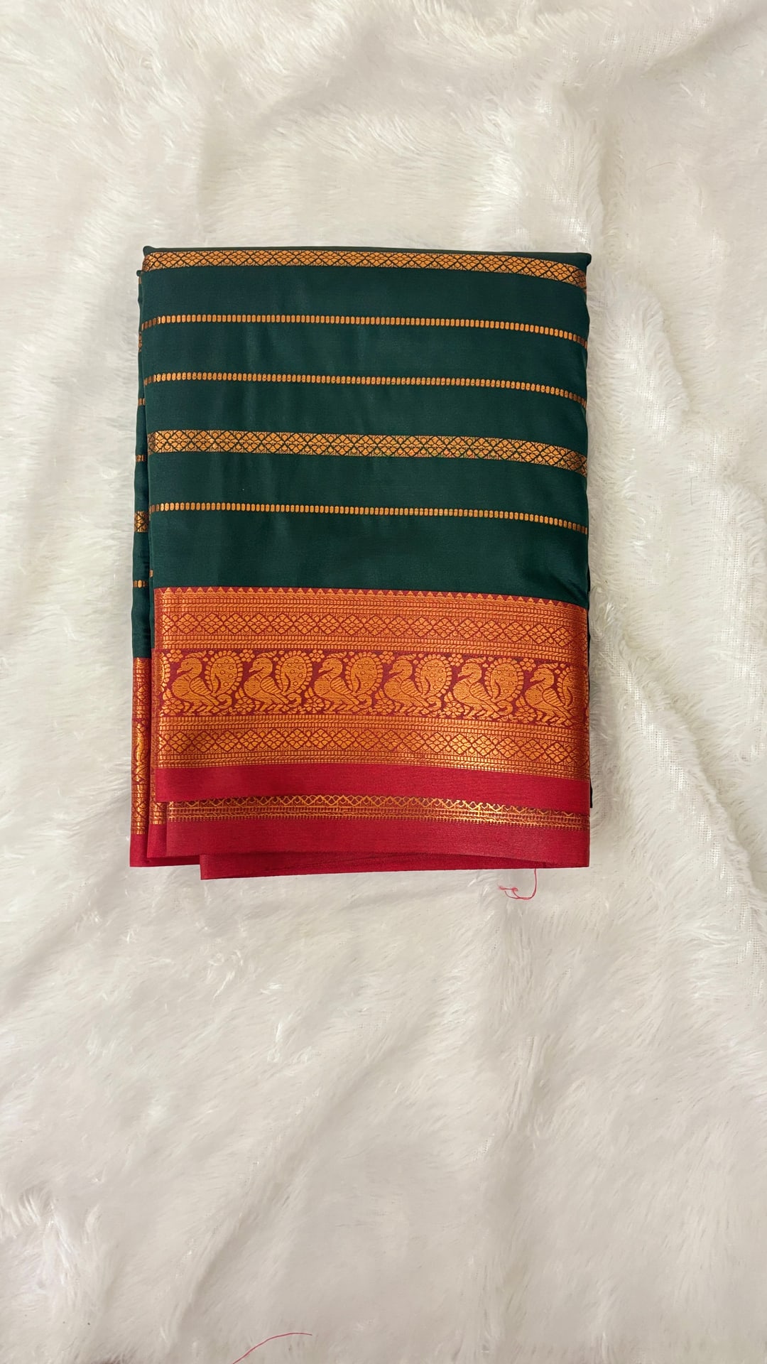 Dark Green Veldhari Semi Silk Saree, photograph 2 of 2