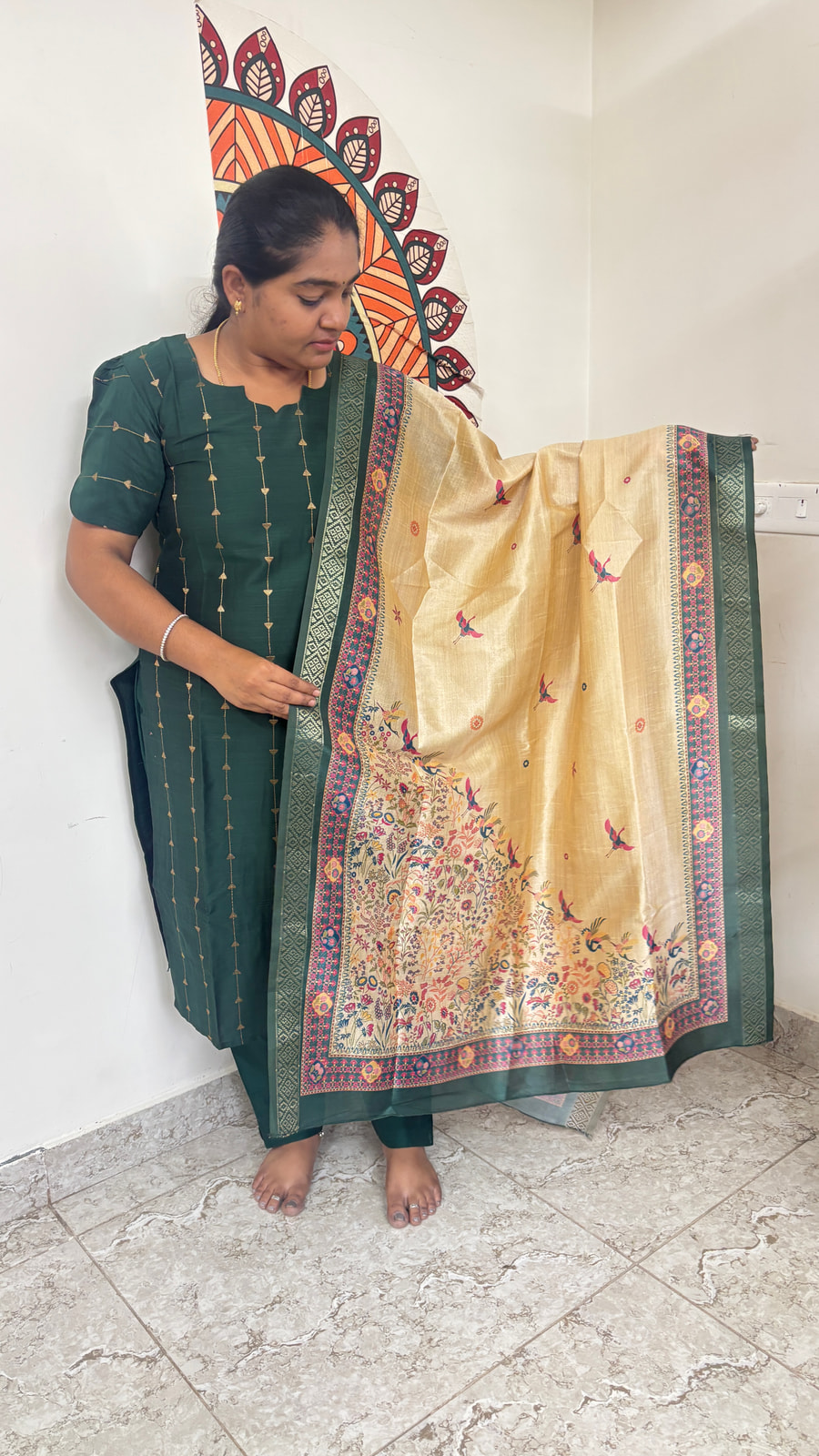 Forest green salwar set, photograph 2 of 6