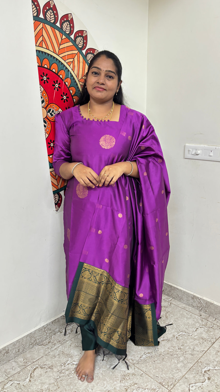 Vadamalli With Bottle Green soft silk salwar, photograph 4 of 8