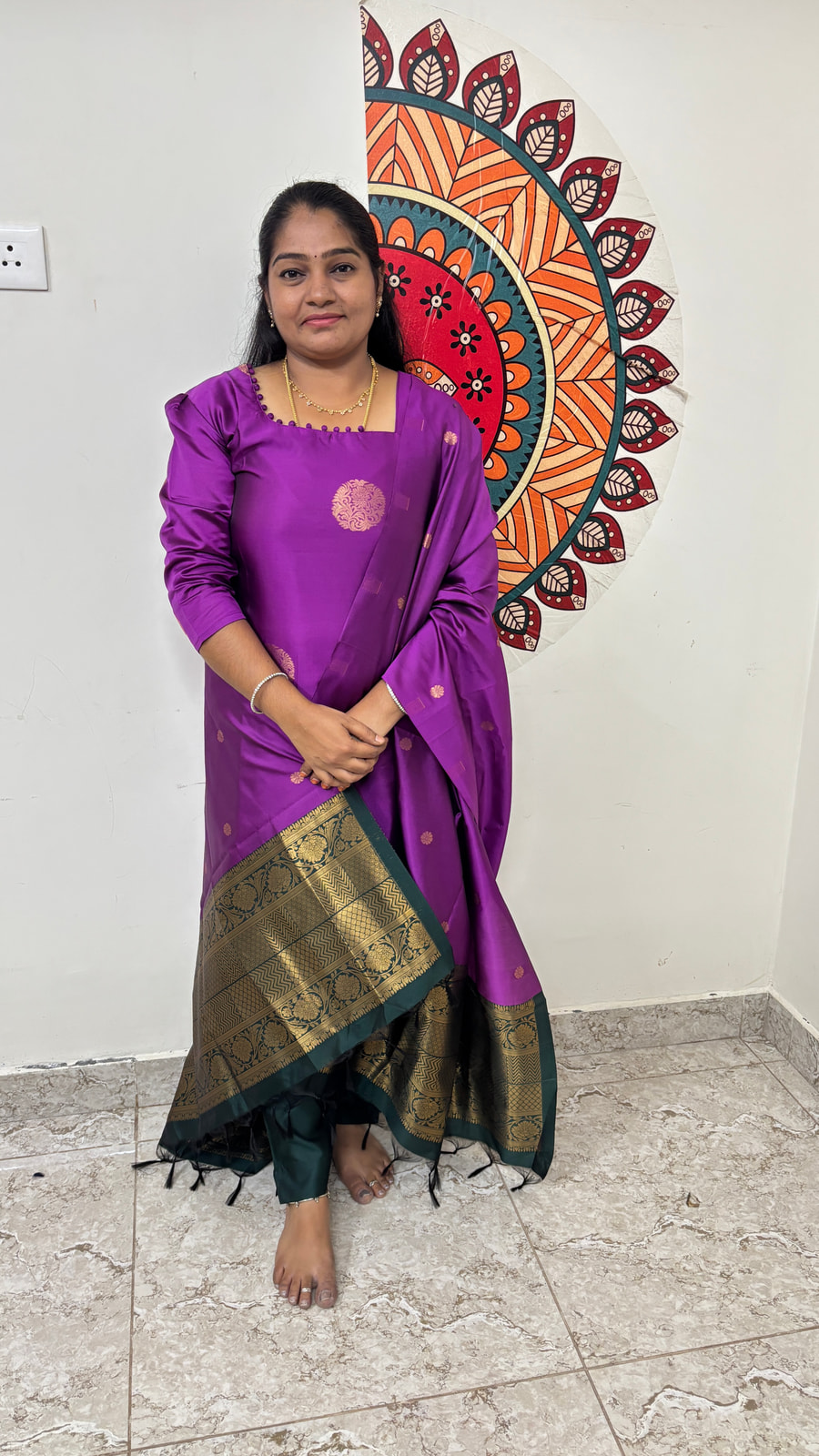 Vadamalli With Bottle Green soft silk salwar, photograph 7 of 8