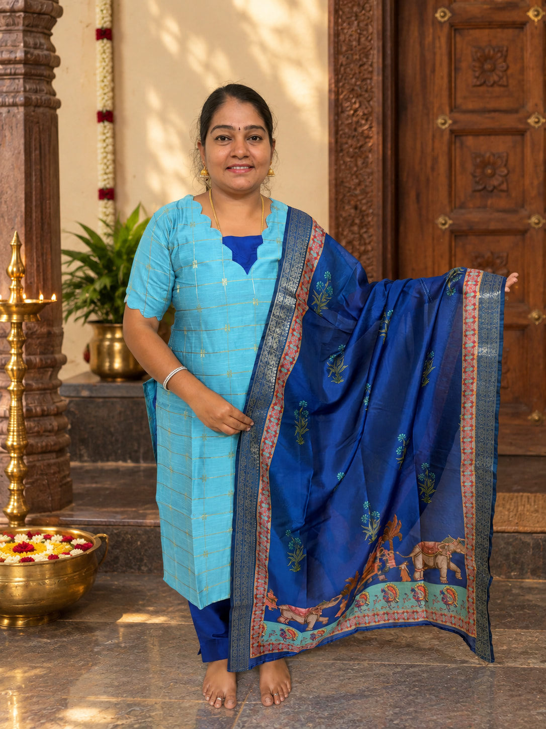 Aqua blue with pallaku digital printed duppata, photograph 6 of 7